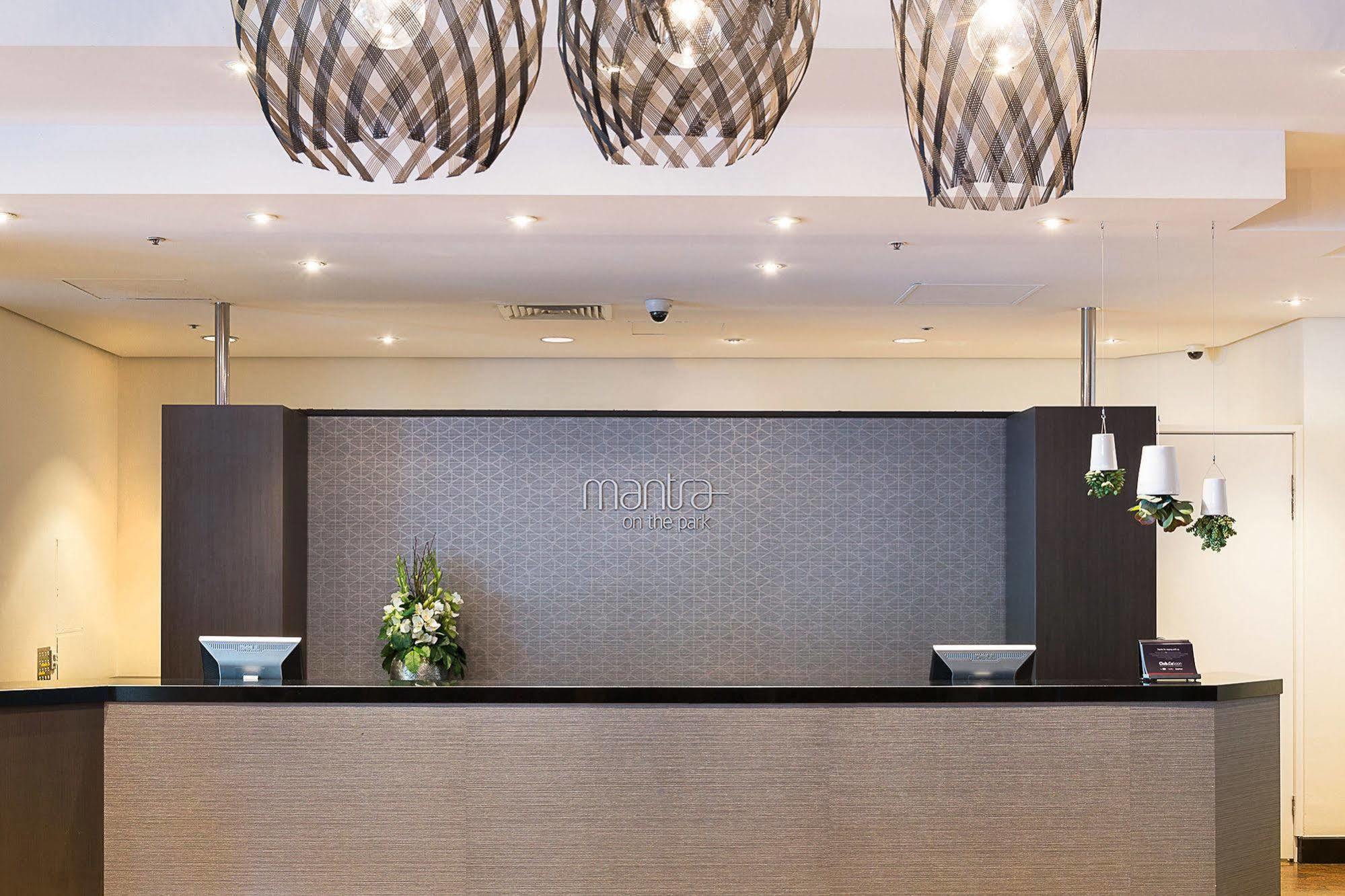 Aparthotel Mantra On The Park Melbourne City Exterior foto